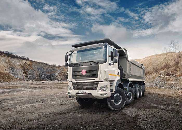 Tatra trucks bij Loven
